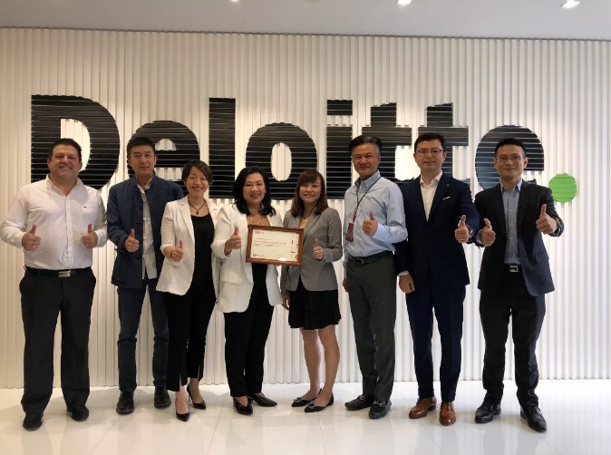 德勤喜獲UiPath鉆石級合作伙伴證書