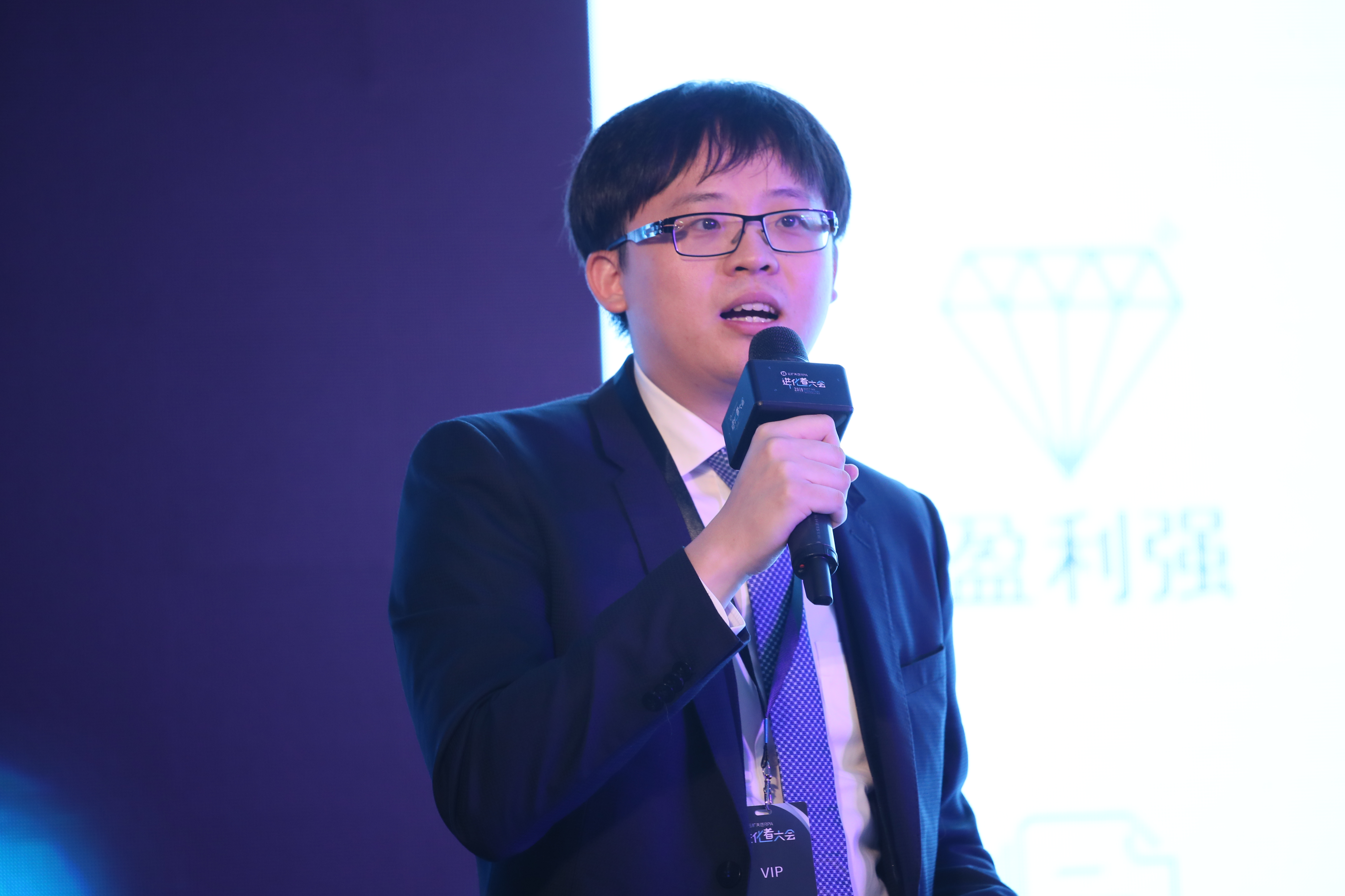 興業數金RPA產品總監梁一綱：RPA+AI，改變金融行業的工作方式