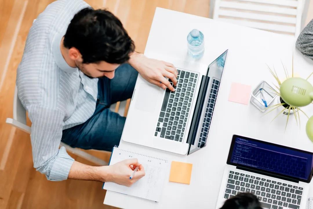 40%HRMS流程自動化 | RPA自動執行全球性銀行的人力資源職能